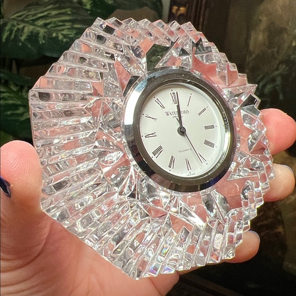 Vintage Waterford Crystal Lismore Diamond Paperweight Desk Clock - Picture 9 of 9